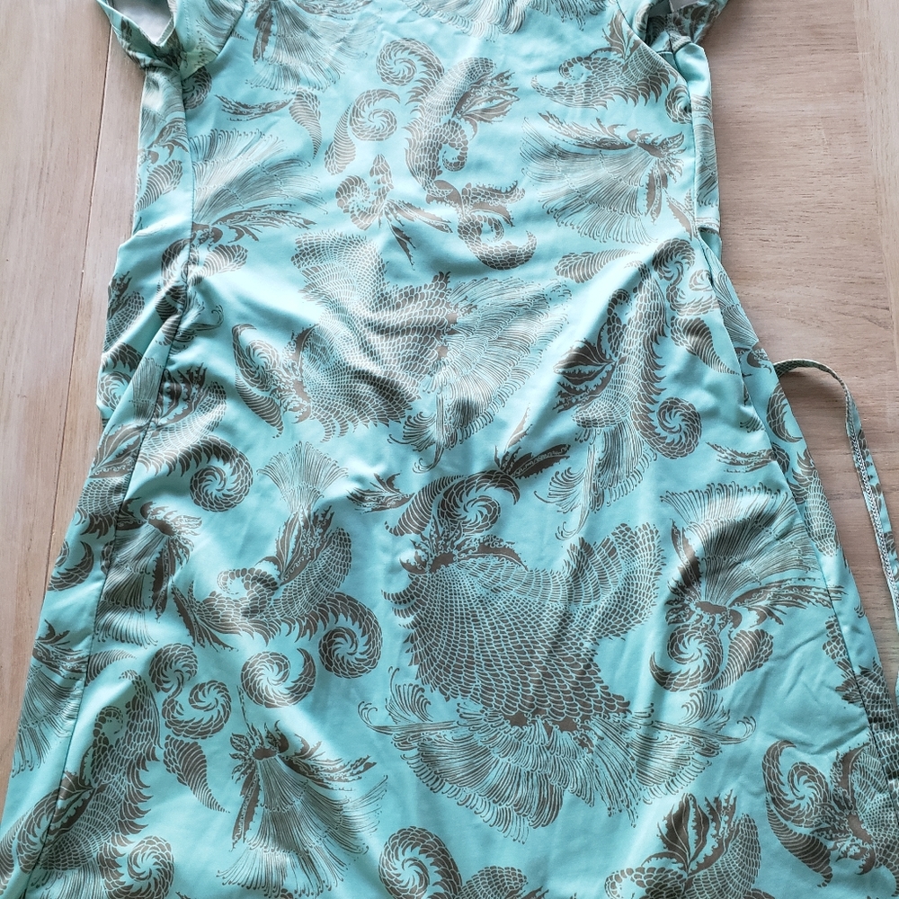 Dress - Picture 2 of 3